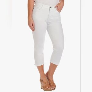 Lee Women's Petite Easy Fit Frenchie Capri Jean Size 4 Petite